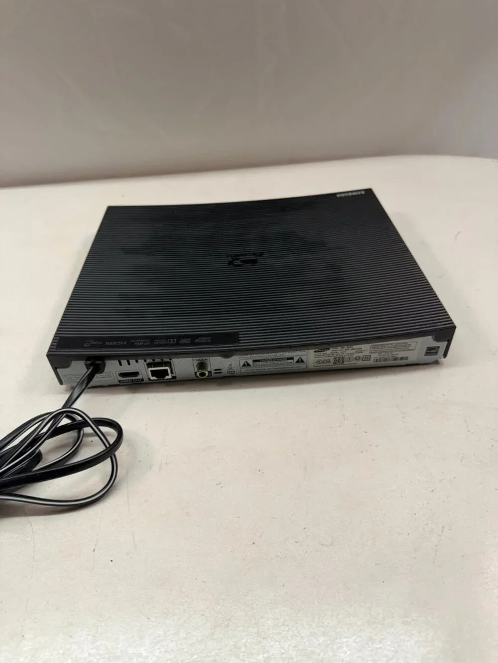 Samsung BD-JM51 Blu-ray Disc / DVD Player Media Streaming w/ Remote HDMI Tested